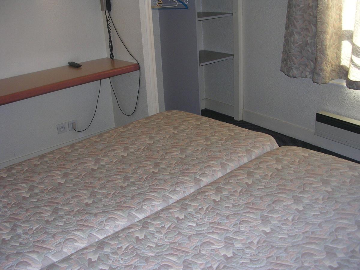 Hotel Asteries تور المظهر الخارجي الصورة